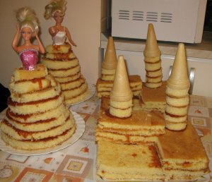 barbie, torony torta alap